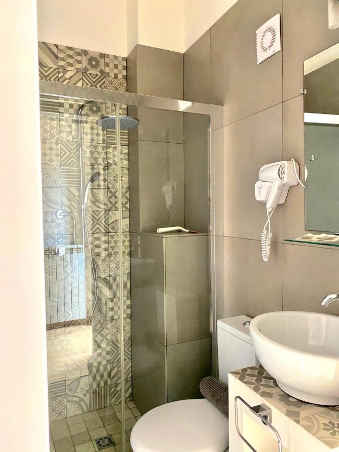 Tammitu Hotel Ragusa Bagian luar foto