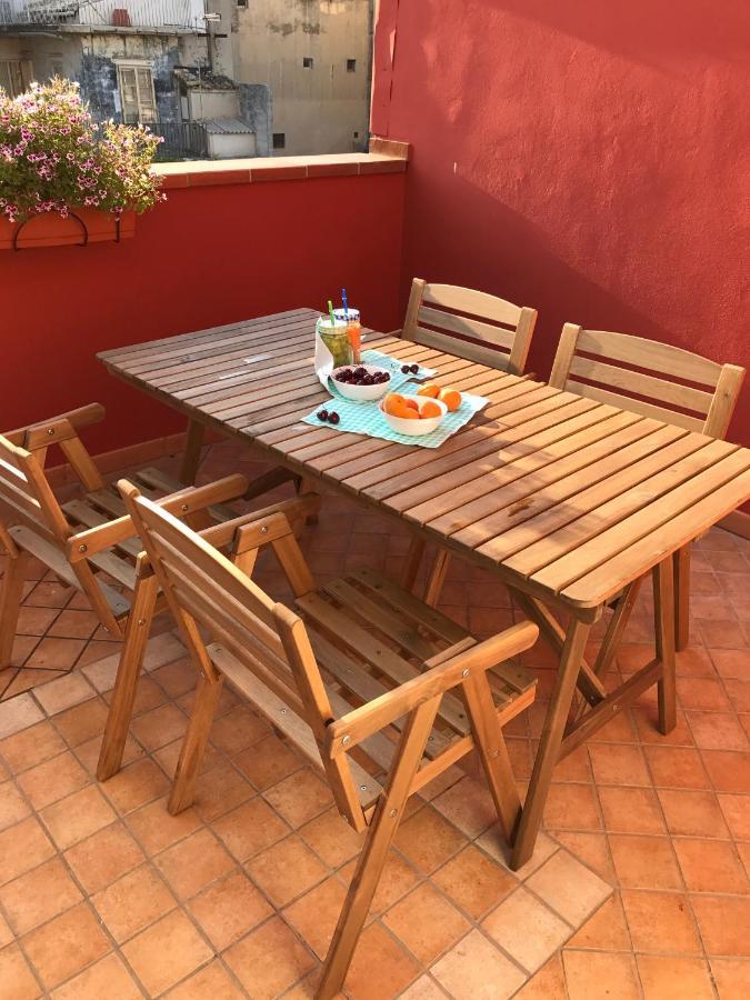 Tammitu Hotel Ragusa Bagian luar foto