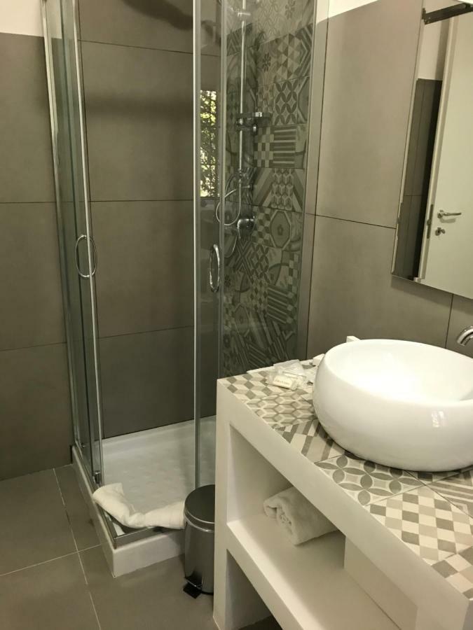 Tammitu Hotel Ragusa Bagian luar foto